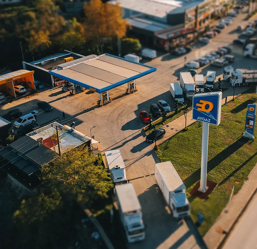 Akaryakıt İstasyonu
